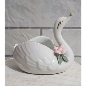Vintage Swan Trinket Ceremic Dish. Excellent Pre-owned Condition.
